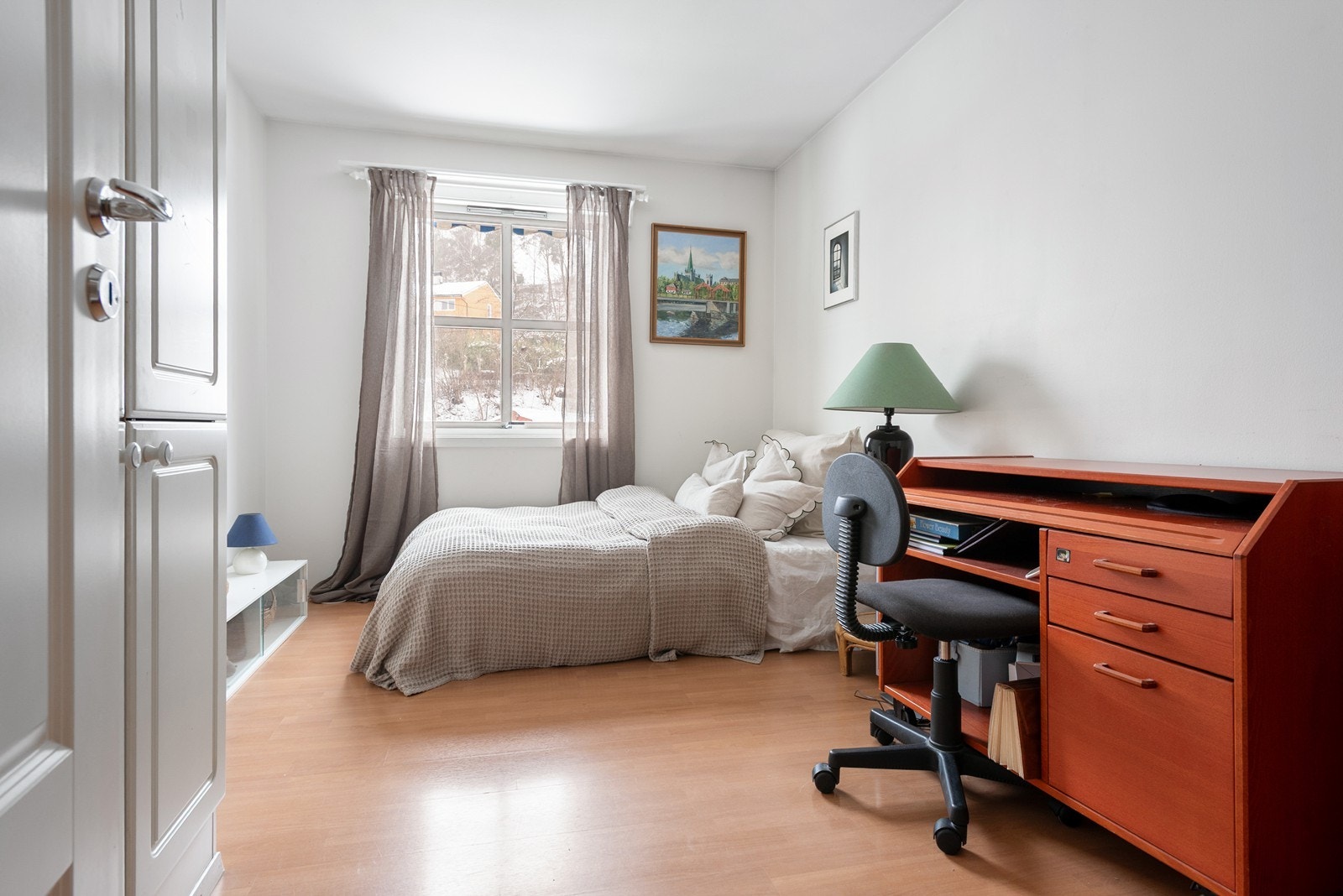 Soverom 2, også dette av god størrelse. Galleribilde