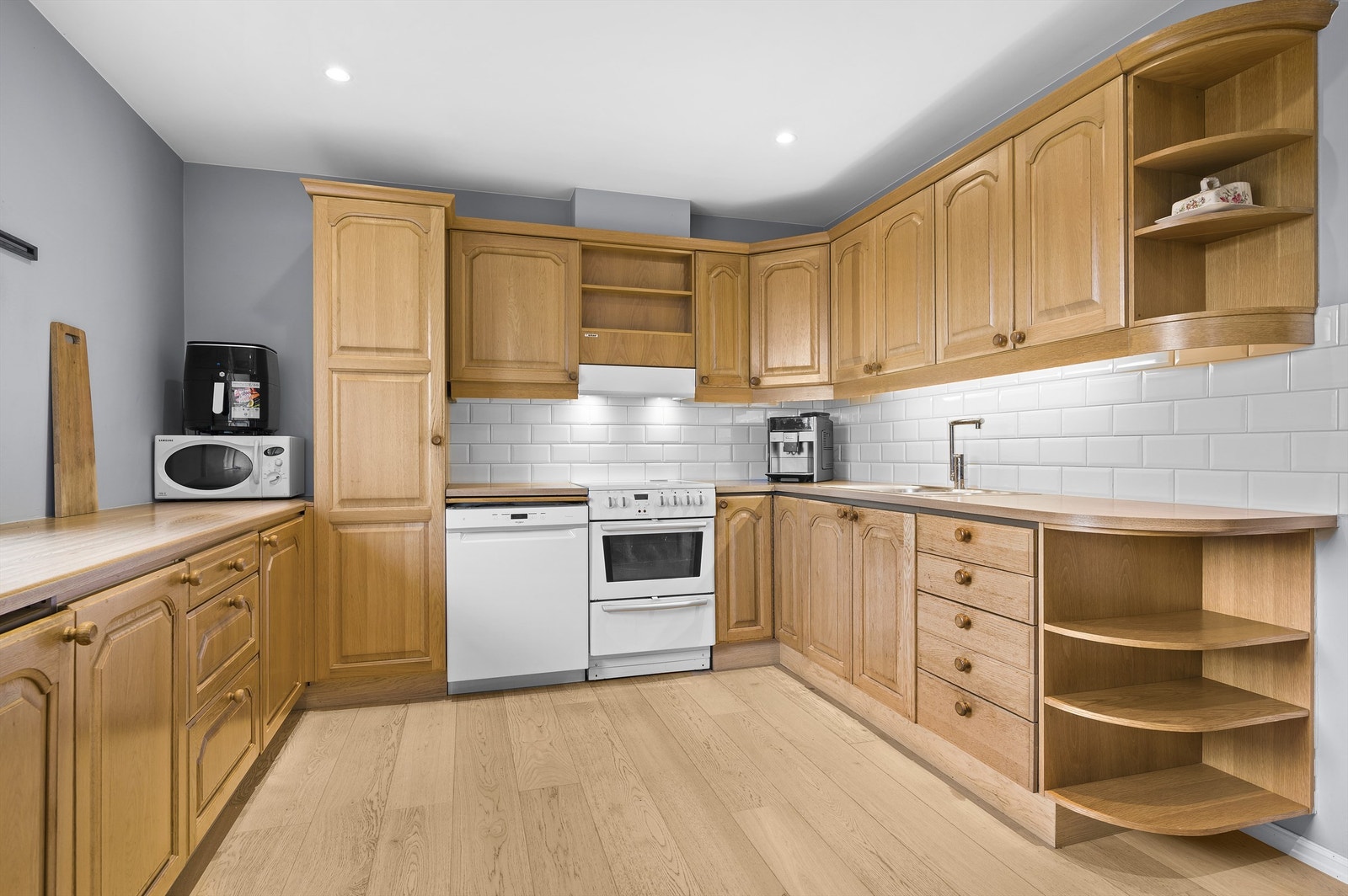 Stort og romslig kjøkken Galleribilde