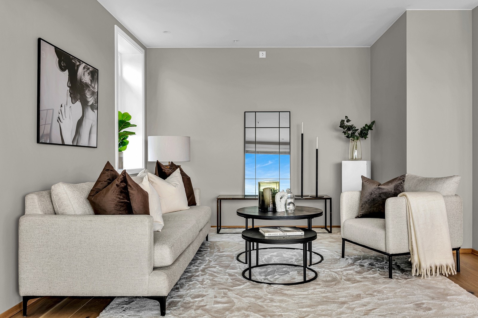 Et rom perfekt for avslapning - eller for å samle gode venner og familie til en hyggelig stund. Galleribilde