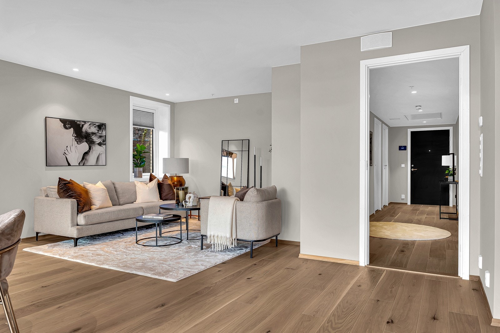 Dette er en toppmoderne luksusleilighet med mange oppgraderinger. Galleribilde