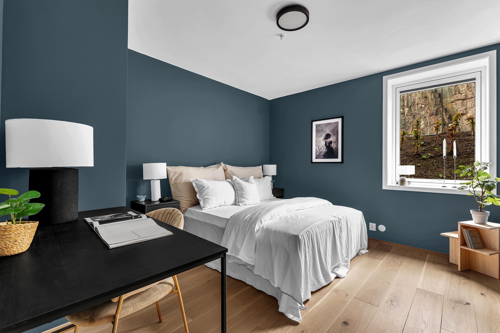 Leiligheten har to soverom av god størrelse, 11 og 13 kvm. Galleribilde