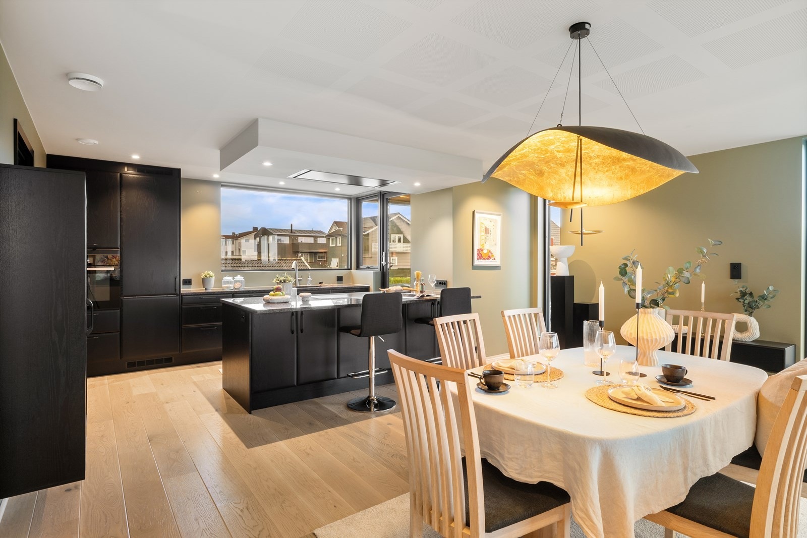 Lekkert kjøkken med innredning fra Norema Galleribilde