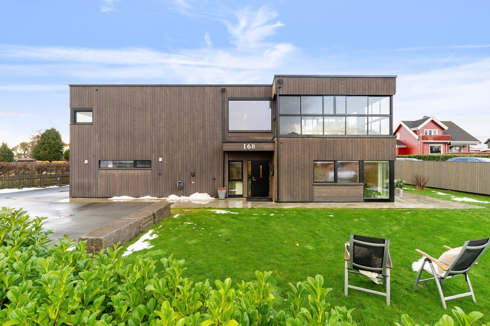 Romslig tomt på 737 kvm med meget gode solforhold Galleribilde