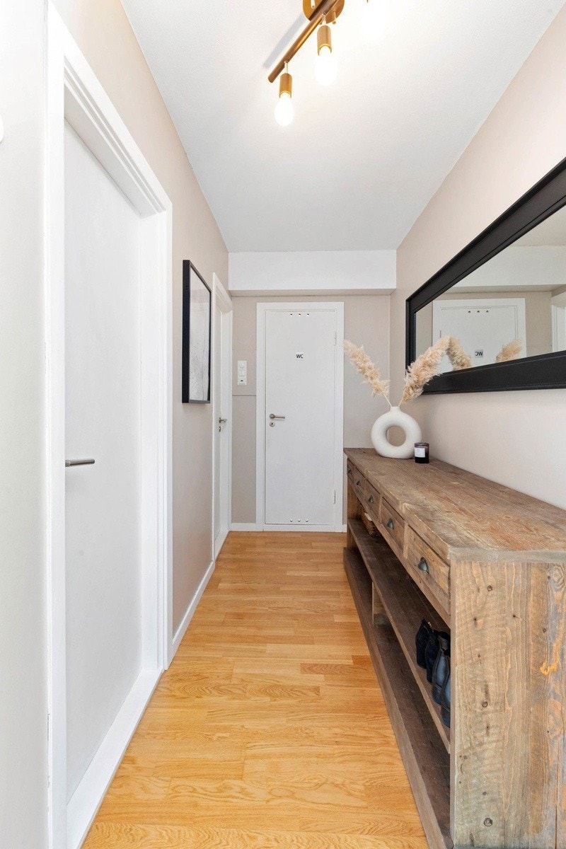 Hyggelig gang/entre Galleribilde