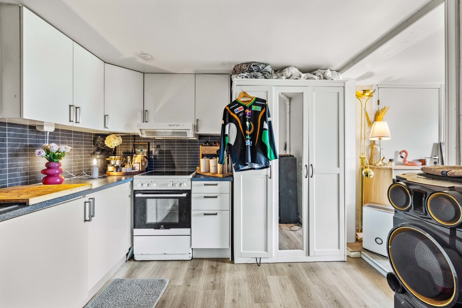 Kjøkken i hybel. Galleribilde