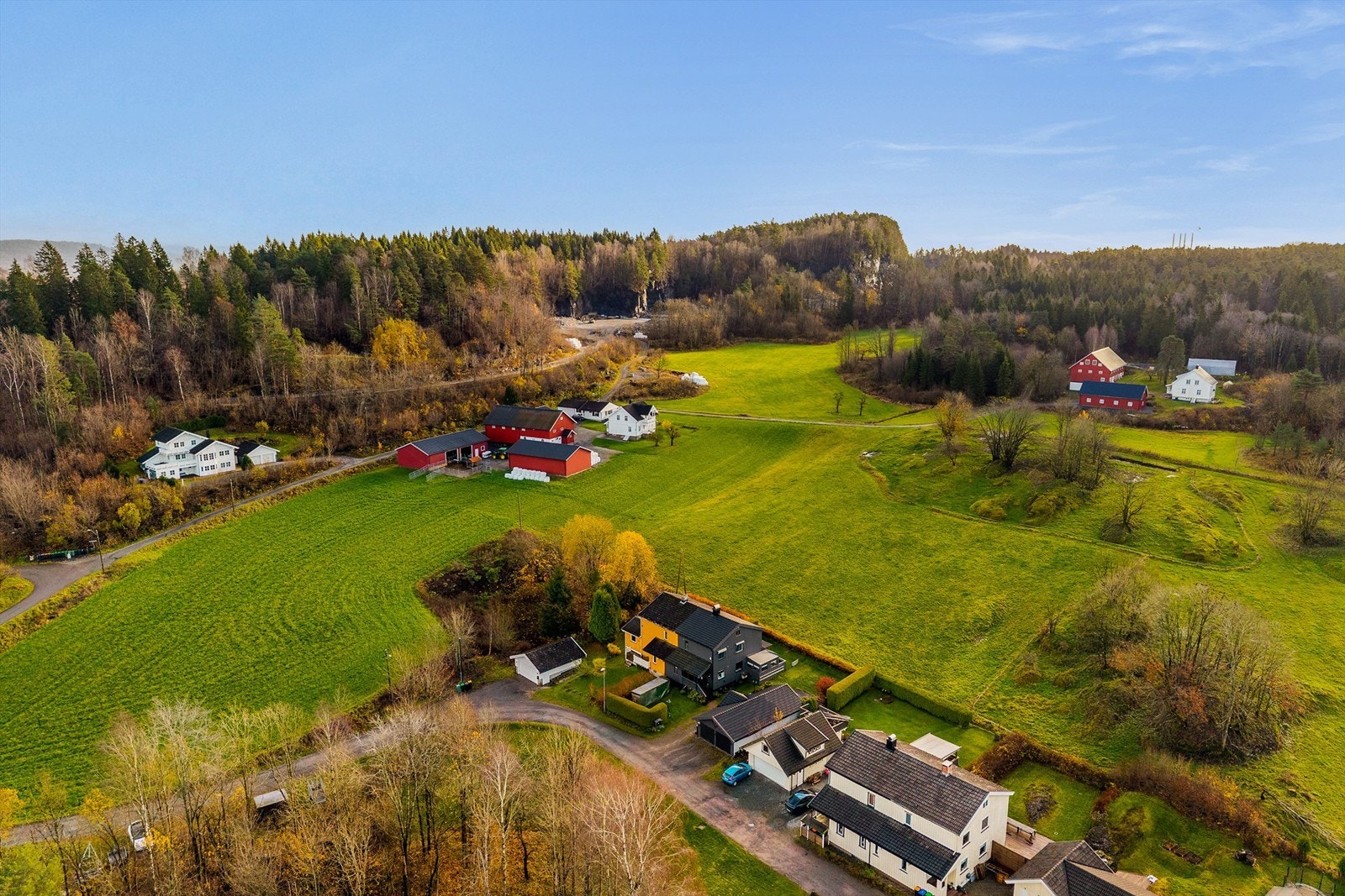 Landlig og idyllisk beliggenhet der roen kan senke seg Galleribilde