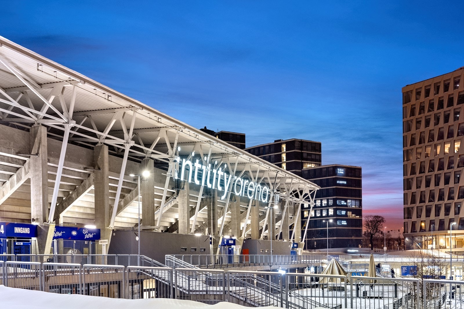 Intility Arena er i gangavstand fra leiligheten. Galleribilde