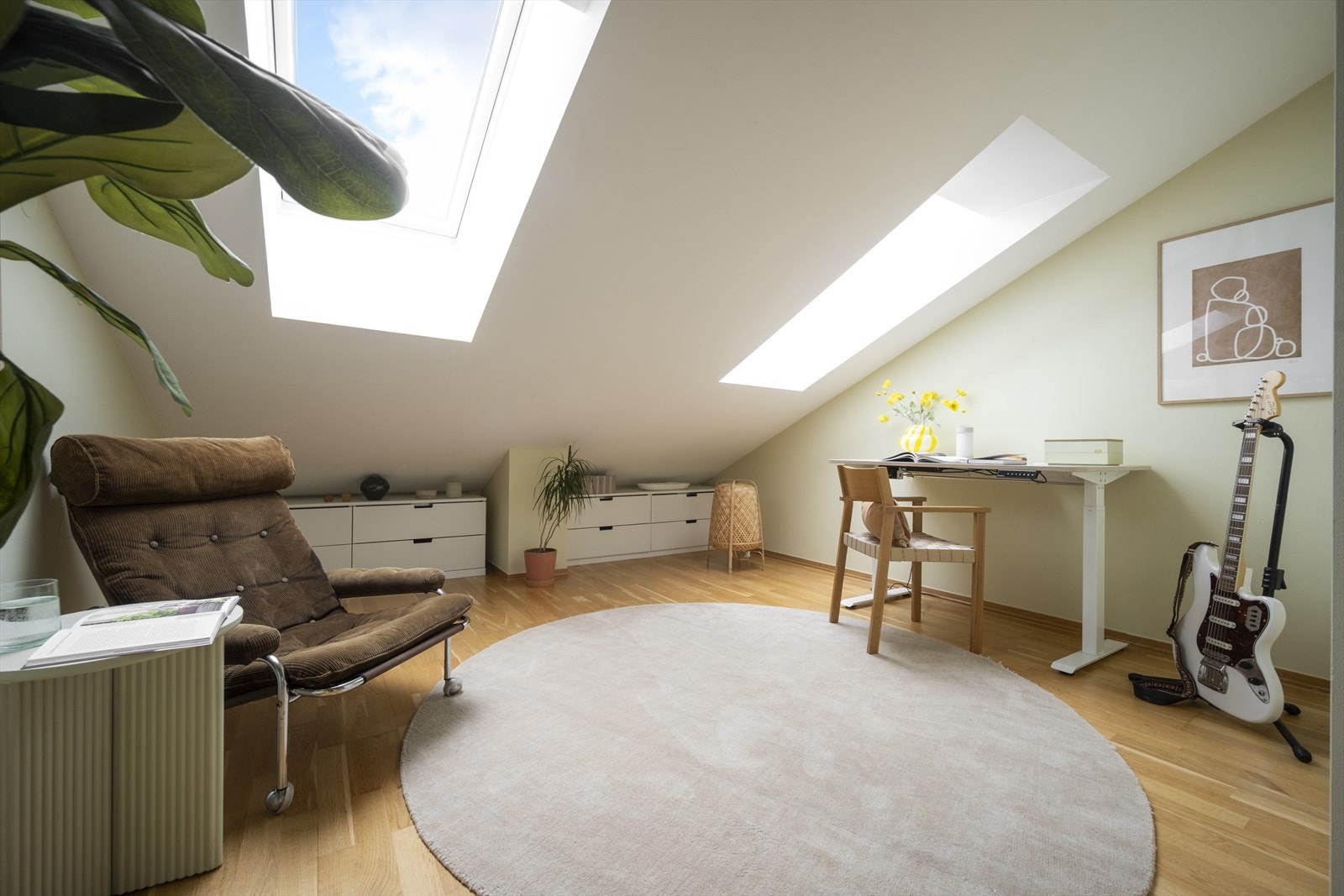 Soverom 2, i dag innredet som kontor. Galleribilde