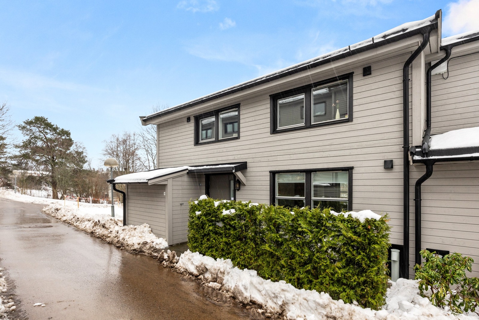 Delikat enderekkehus på 138 m2 BRA over 2 plan Galleribilde