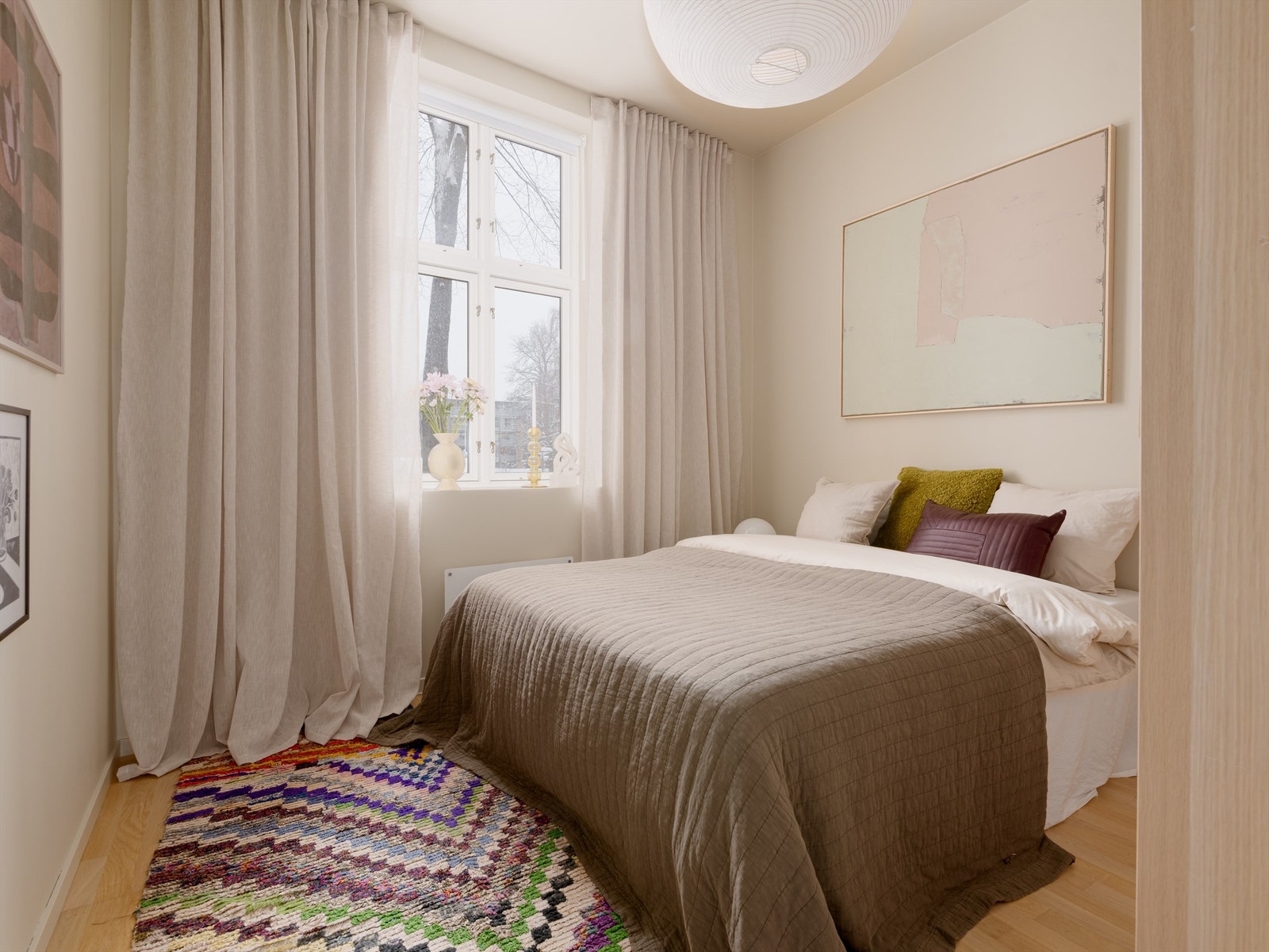 Hovedsoverom eller hotellrom? I denne leiligheten er alt satt sammen for ultimat komfort og stil. Galleribilde