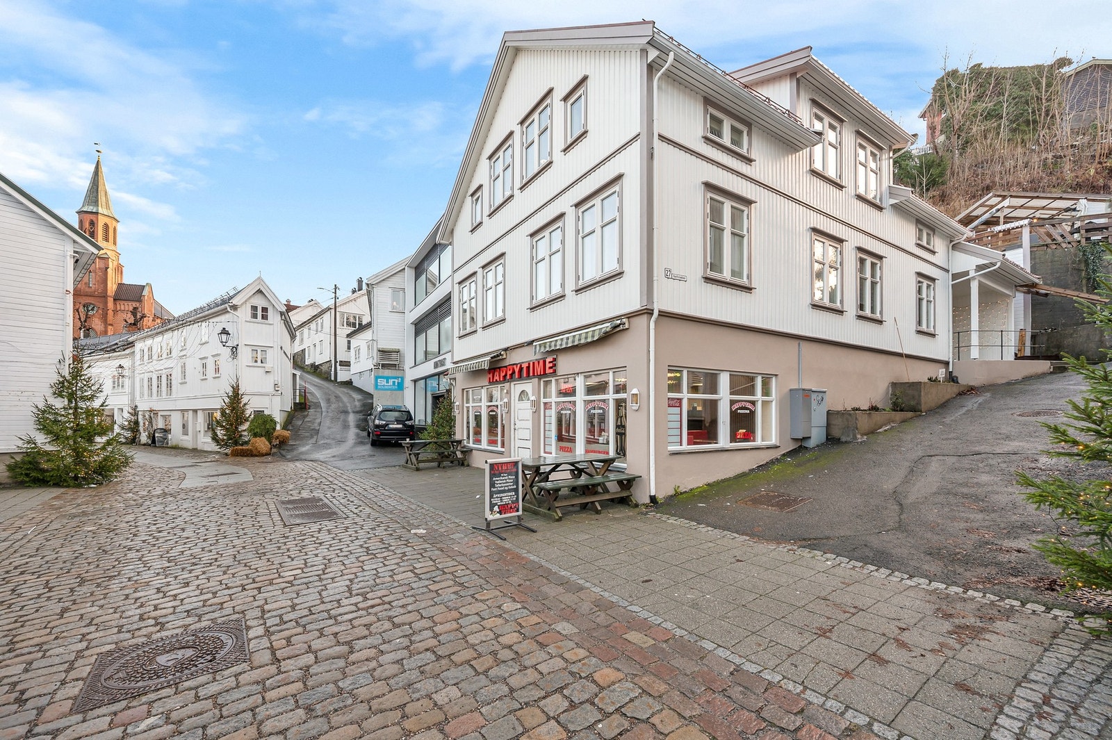 Byggets beliggenhet ligger rett ved det ikoniske Strykejernet. Galleribilde