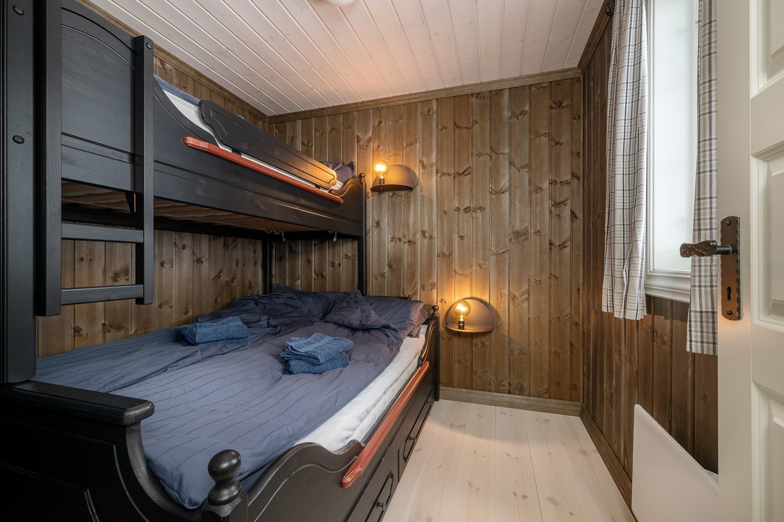 Soverom nummer to på hovedplanet. Galleribilde