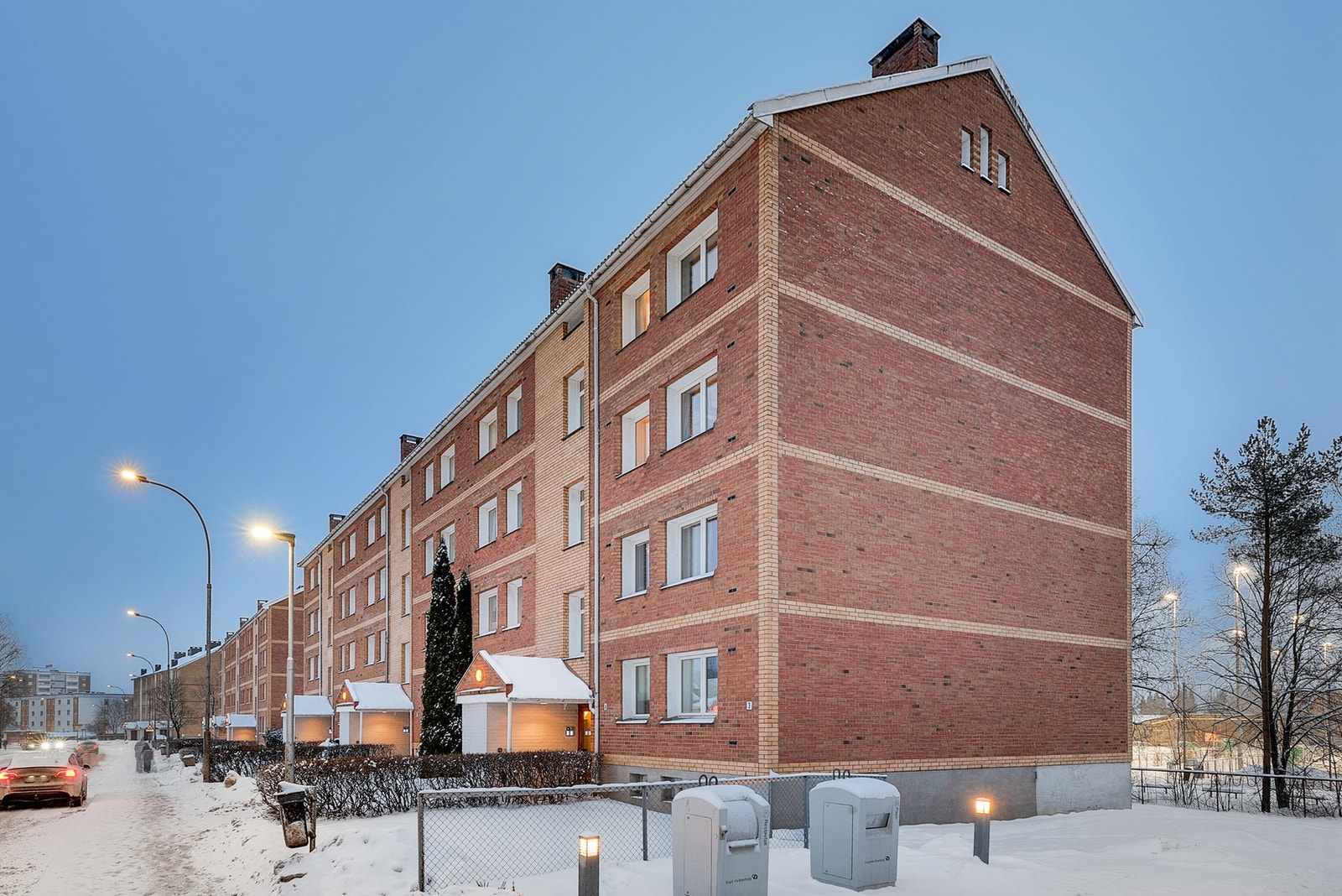 Kalbakkveien har en svært attraktiv beliggenhet med kort vei til det meste du trenger i hverdagen. Galleribilde