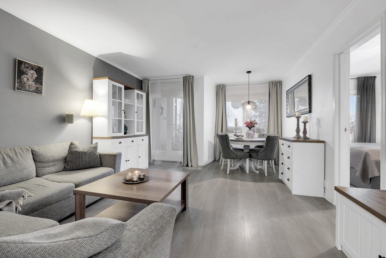 Velkommen til Kalbakkveien 3A, presentert av Kasia Ostrowska v/Eie eiendomsmegling.
Fotograf: Ásmundur Ásmundsson Galleribilde