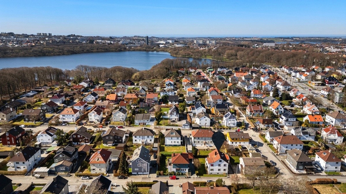 Midt i Stavanger i rolig villa strøk! Galleribilde