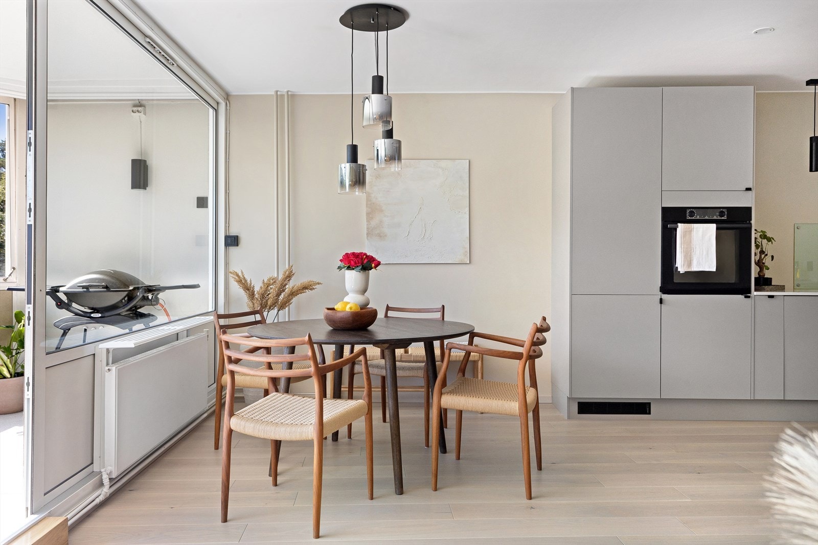 God plass til spisebord. Galleribilde