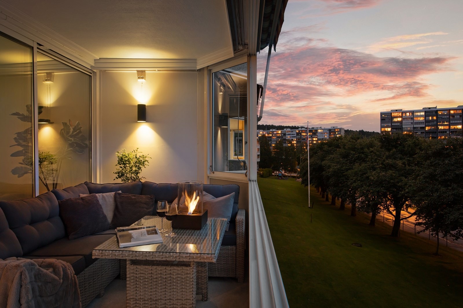 Har kan du nyte sene sommerkvelder med koselig utsikt. Galleribilde