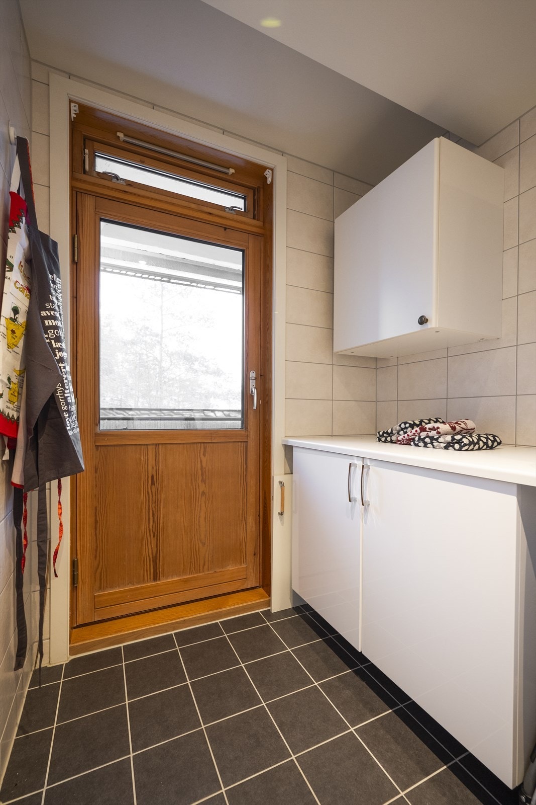 Fra vaskerommet kommer du dessuten ut til en praktisk luftebalkong. Balkongen er på ca. 2 kvm og vender mot øst Galleribilde