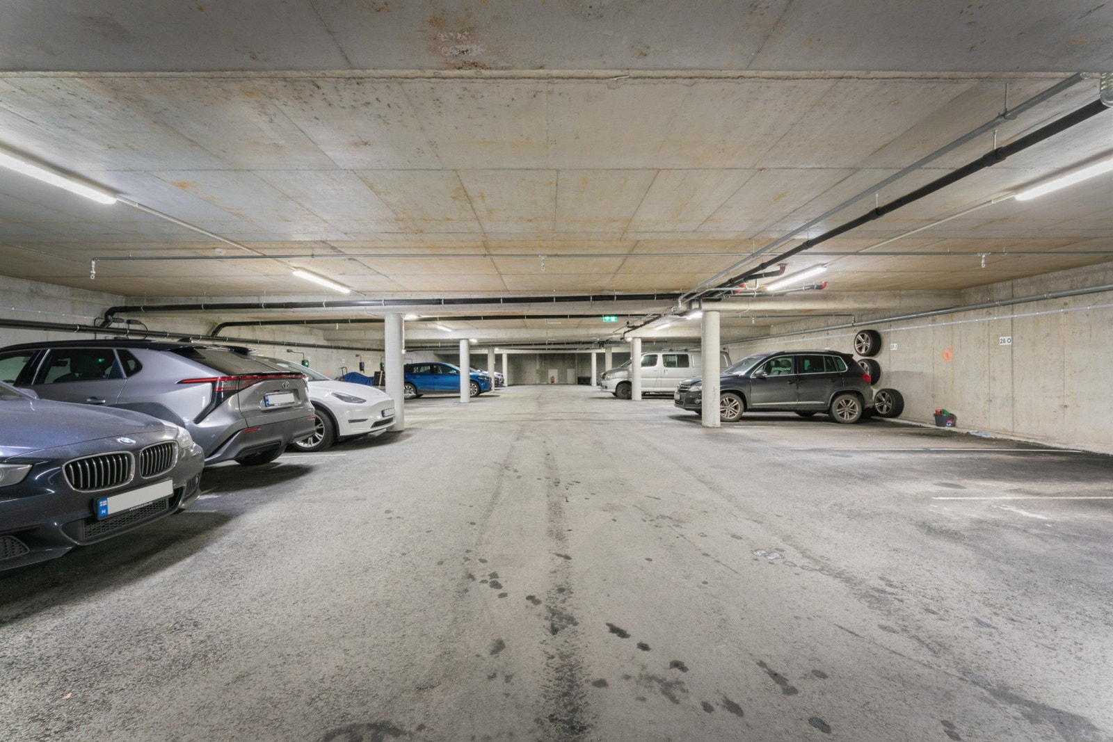 - Parkeringsplass i felles garasjeanlegg medfølger - Galleribilde