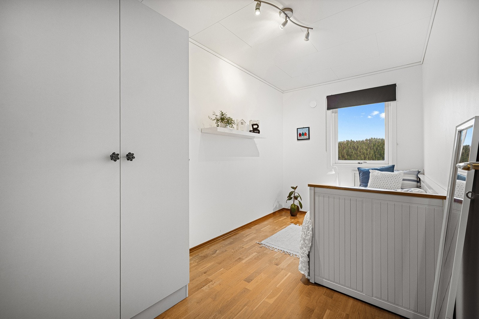 Det kan brukes som kontor, barnerom eller etter ønsket behov Galleribilde