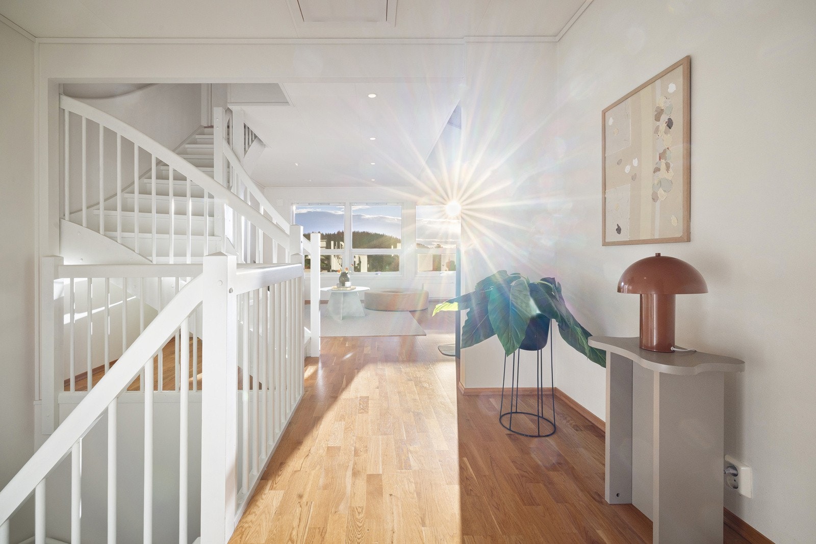 Vi tar en tur ned i første etasje Galleribilde