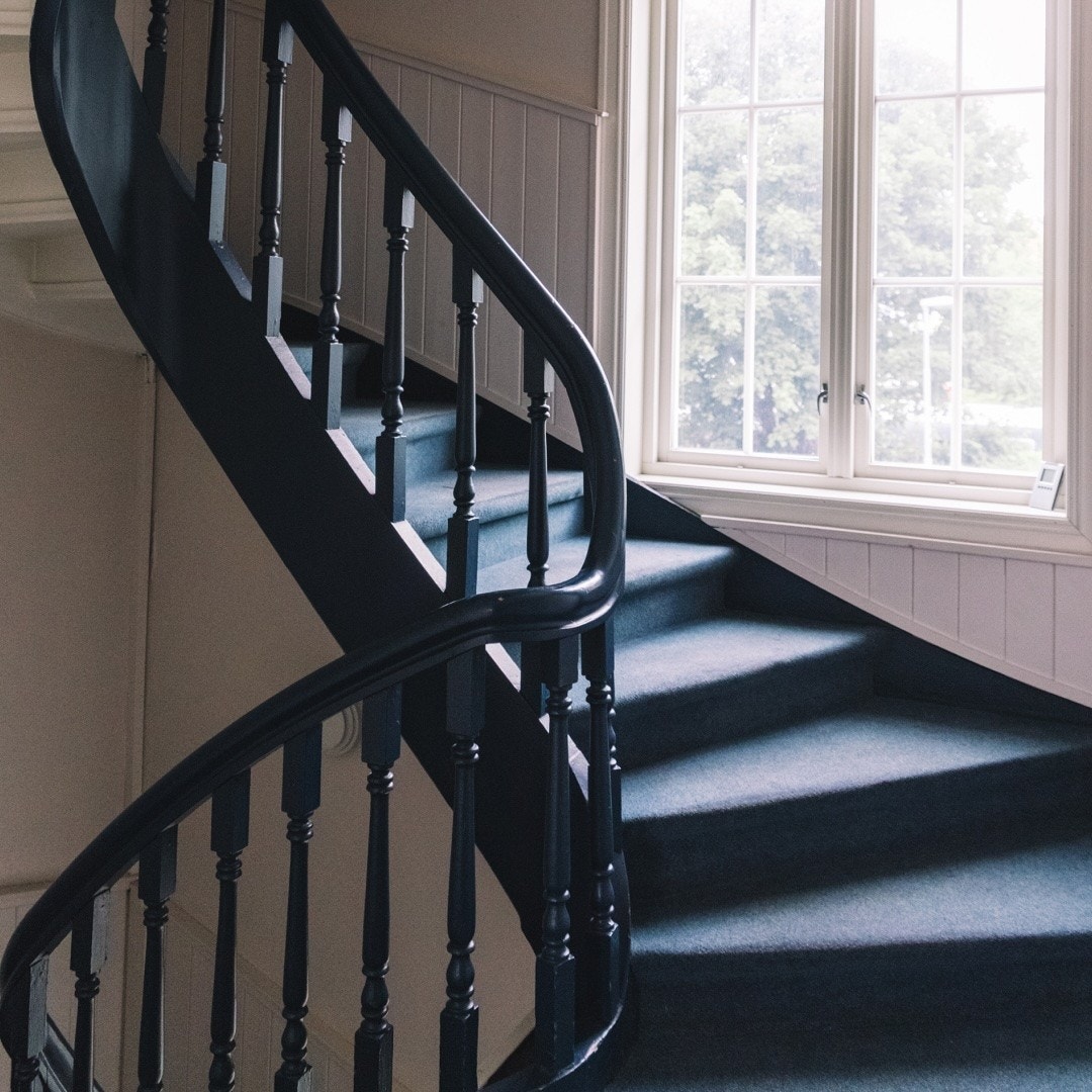 Trapp før renovering Gamlebyen Villa Galleribilde