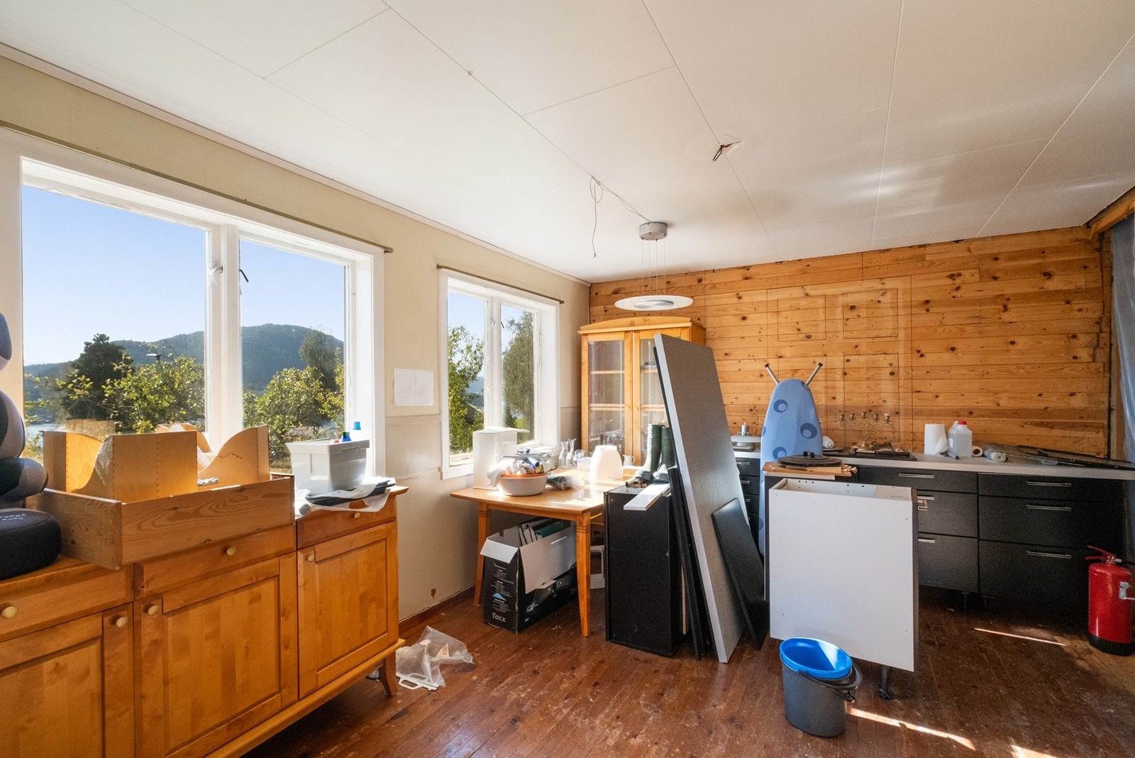 Kjøkkenet er klart for videre renovering. Galleribilde