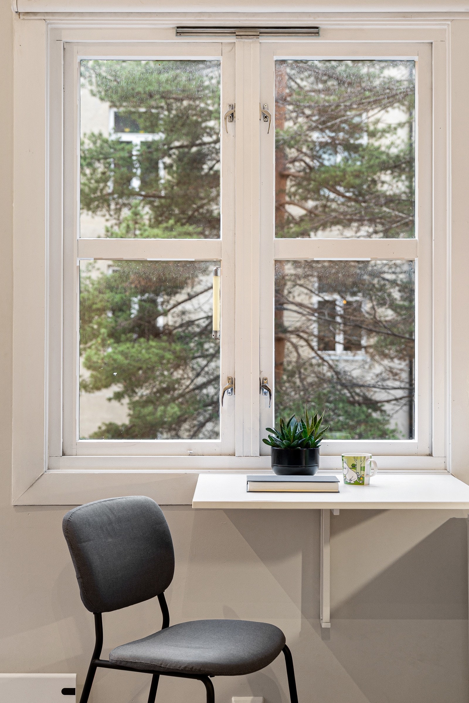 I den andre delen av rommet kan man naturlig innrede med en spisedel. Galleribilde