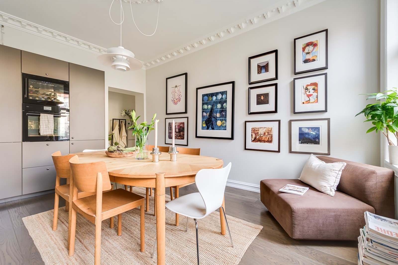 Boligen er svært gjennomført med skikkelig god atmosfære - Denne bør oppleves! Galleribilde