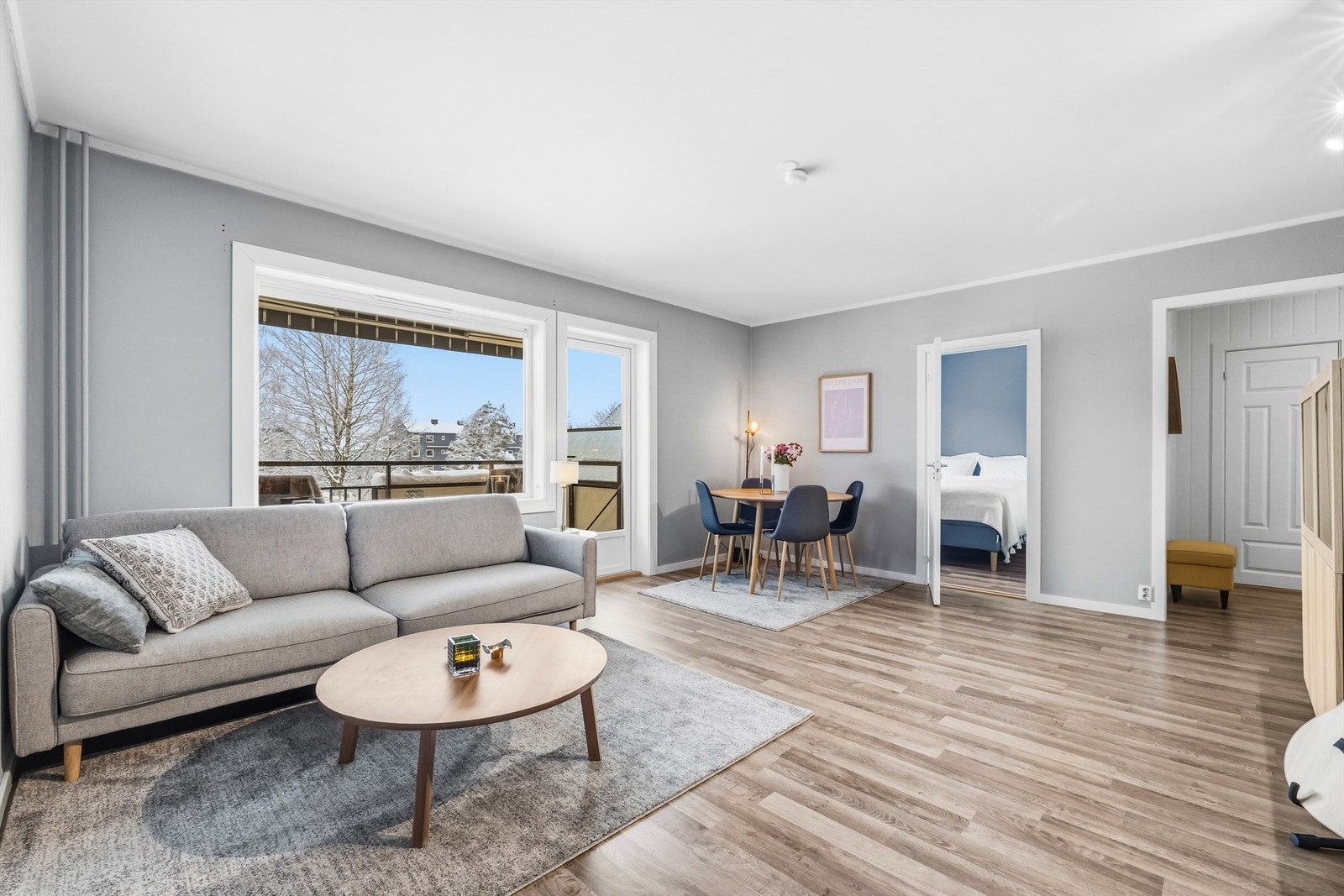 Eiendomsmegler Krogsveen v/Per Inge Hunvik ønsker velkommen til Alexander Kiellands Gate 18B! Galleribilde