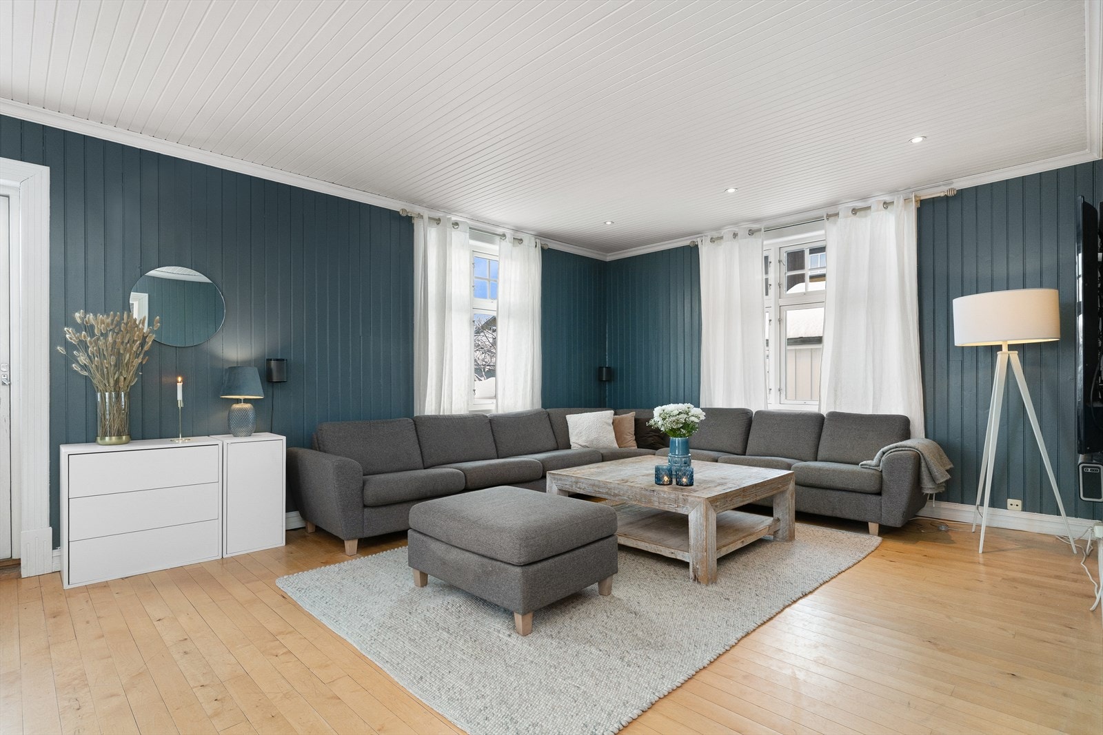 Rikt med plass for en stor Galleribilde