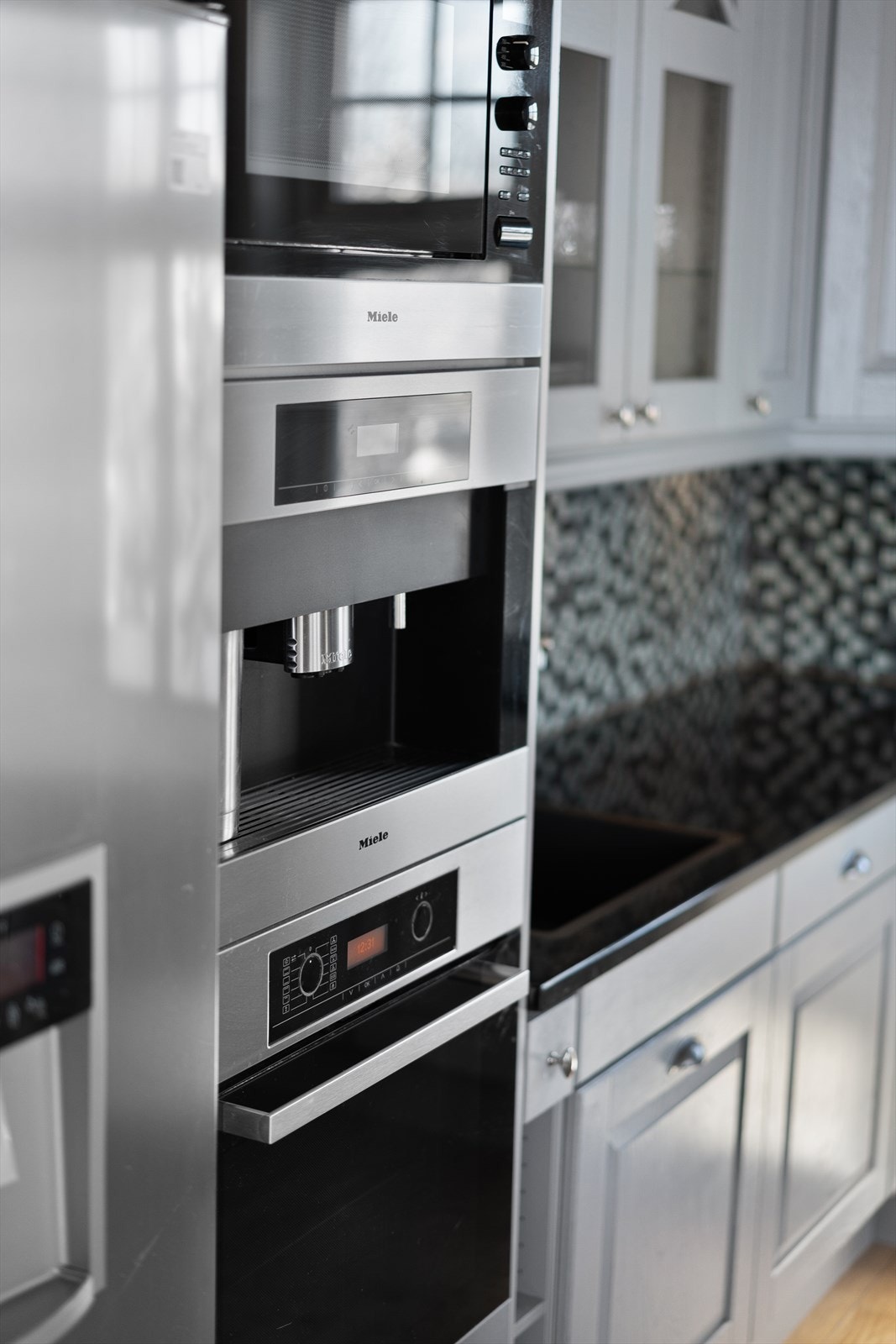 Integrert kaffemaskin - og kvalitetshvitevarer fra Miele. Galleribilde
