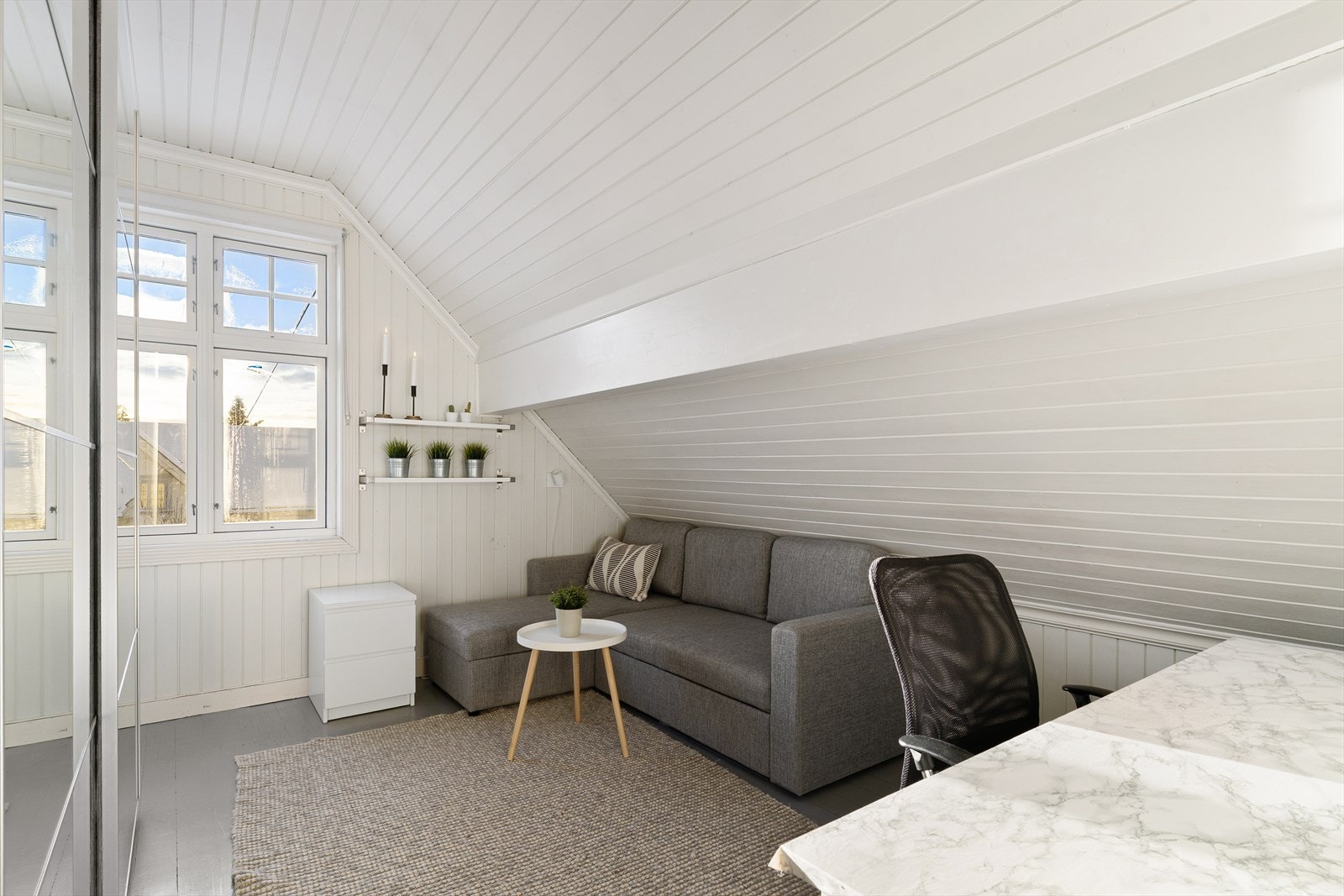 Soverom 4 av 4 i andre etasje. Galleribilde