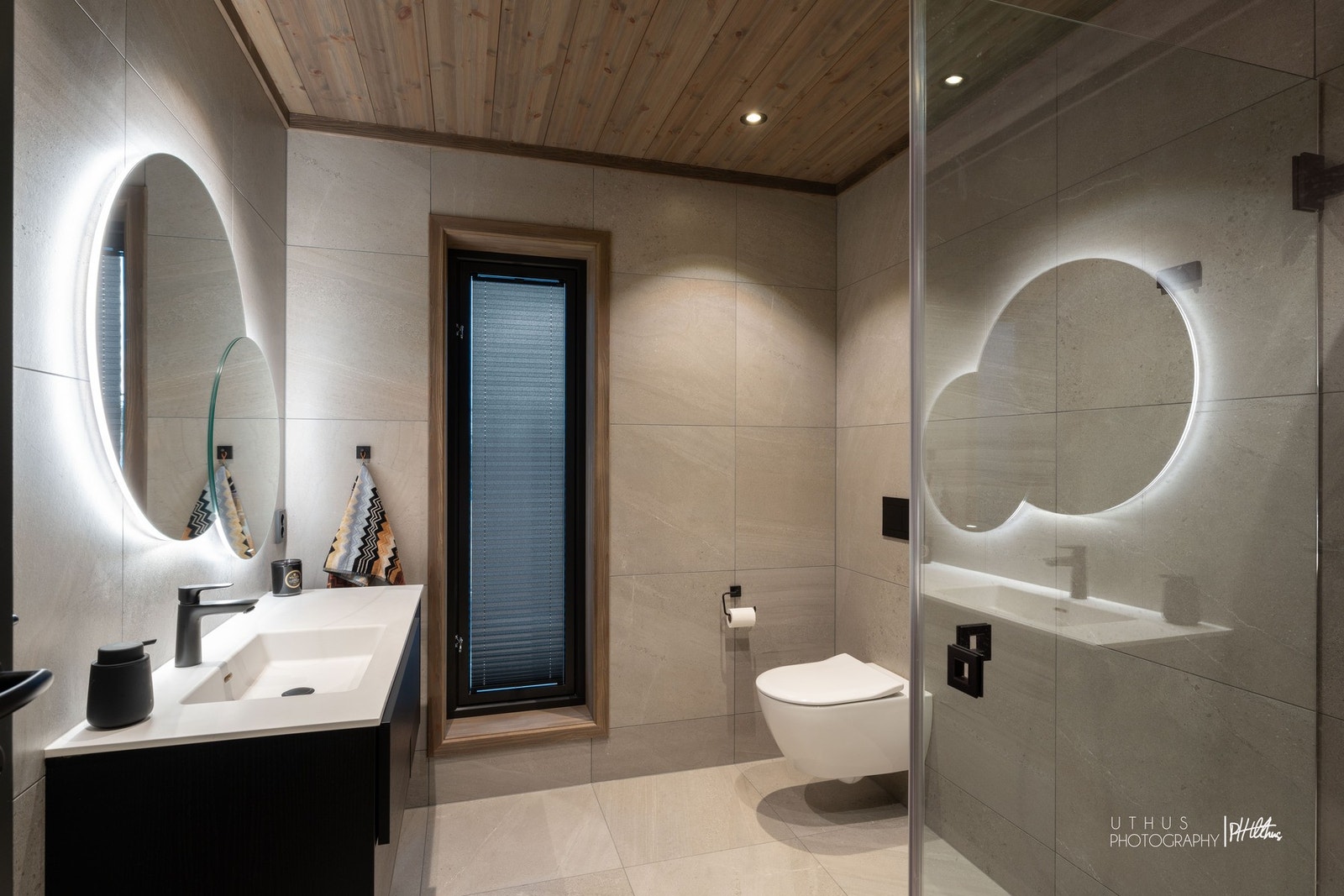 Fellesbad i 1. etg. Galleribilde