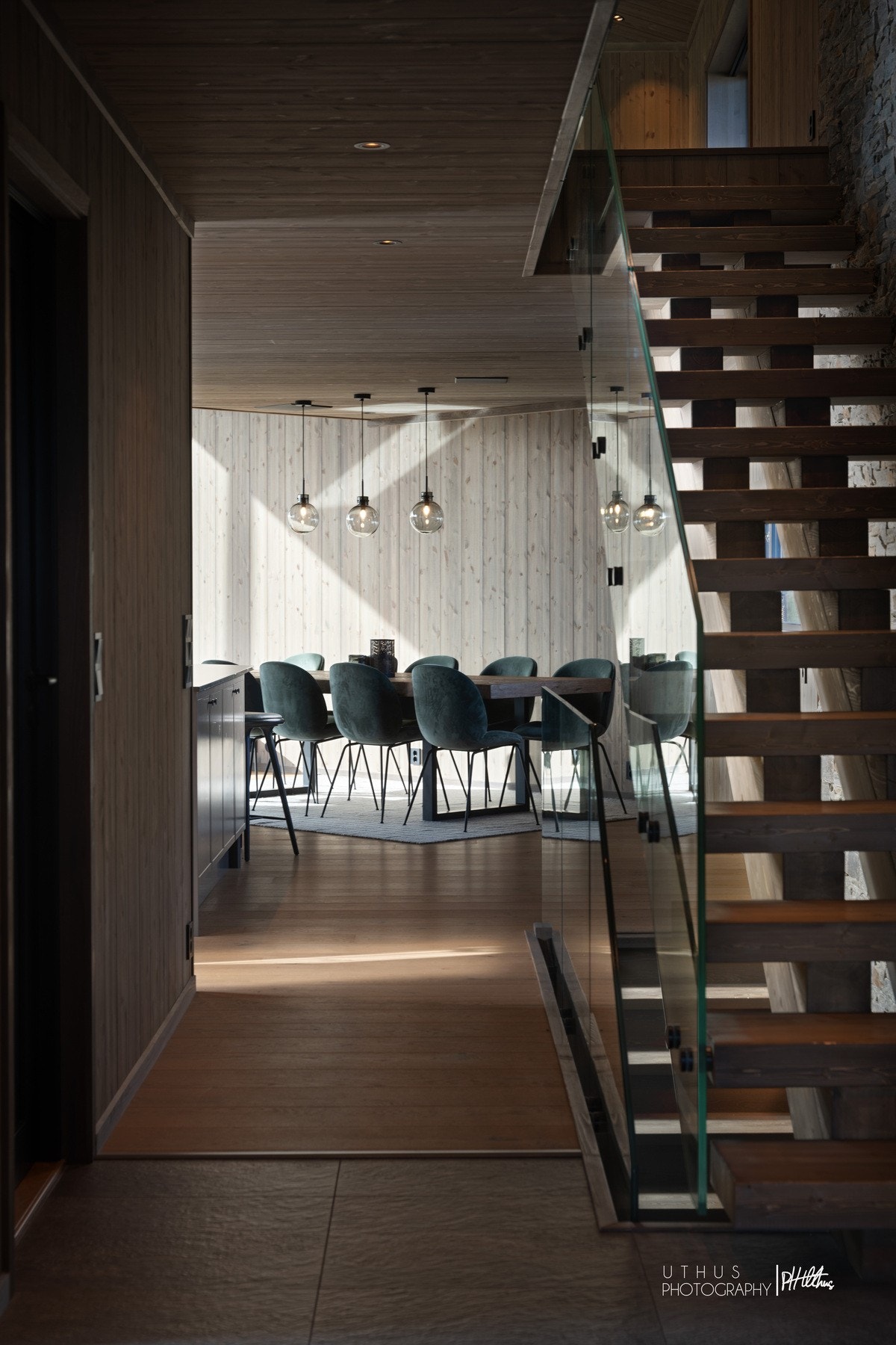 Fra entreen går det trapp opp til andreetasjen. Galleribilde