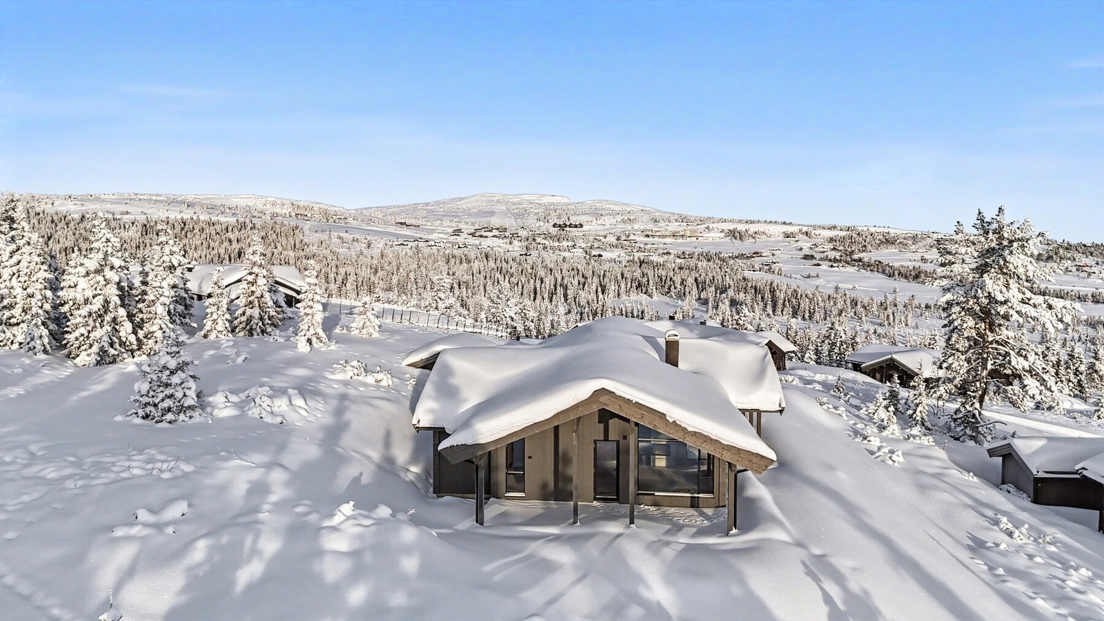 Velkommen til Nørdre Braute 70. Nydelig beliggenhet på Skutuset. Foto: Fotograf Pål Harald Uthus og EiE Fjellmegleren Galleribilde