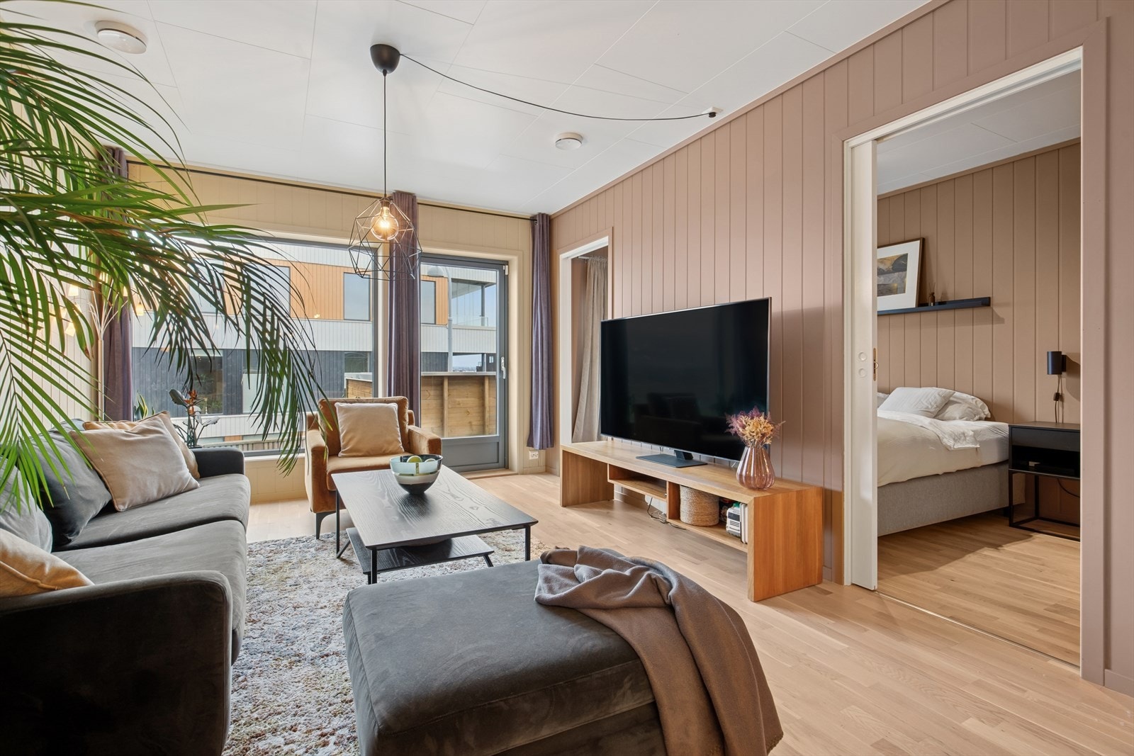 DNB Eiendom v/ Hugo Sirnes har gleden av å presentere Havterneveien 22! Galleribilde