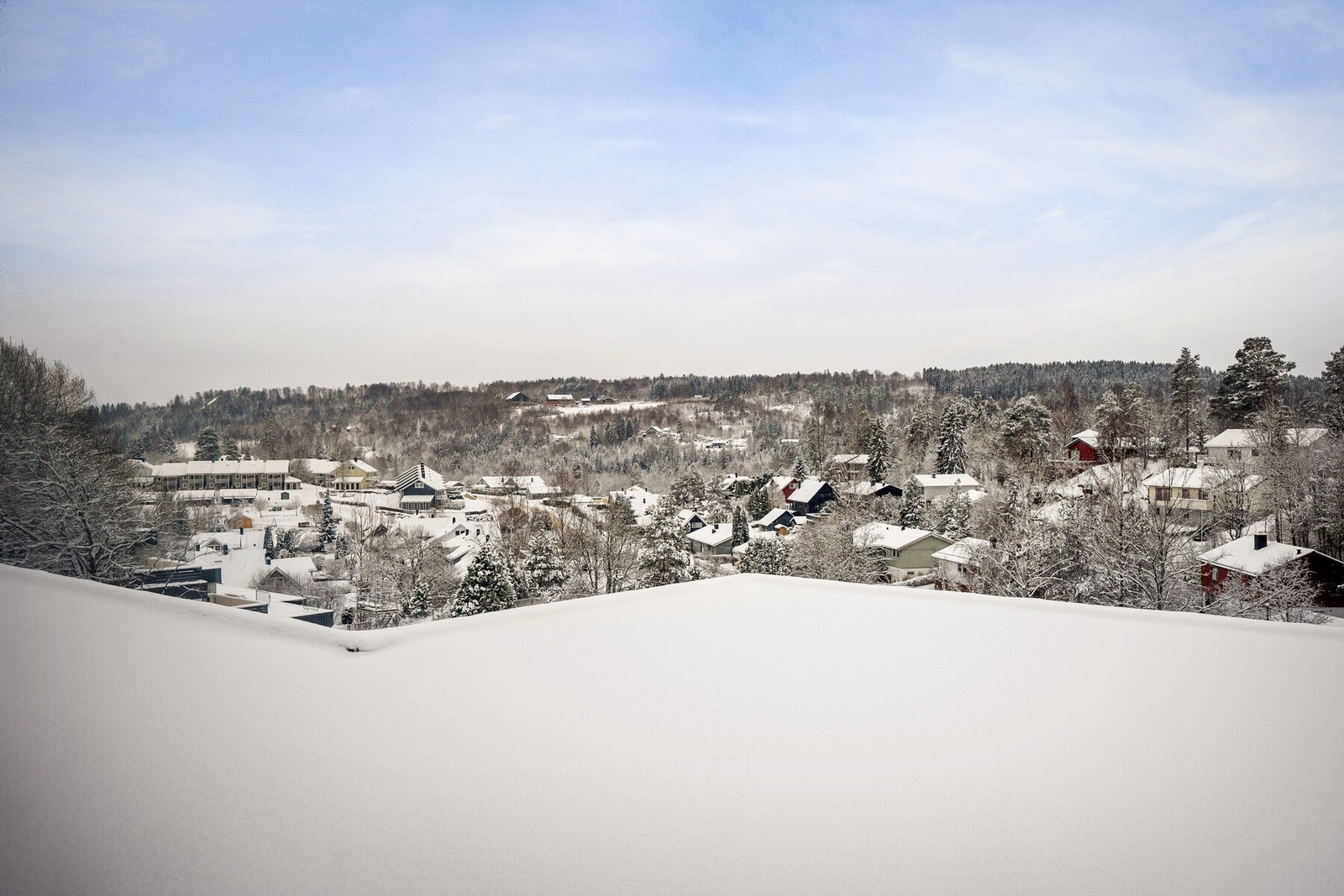 Leiligheten har renoveringsbehov, noe som gir en flott mulighet til å sette ditt eget preg. Galleribilde