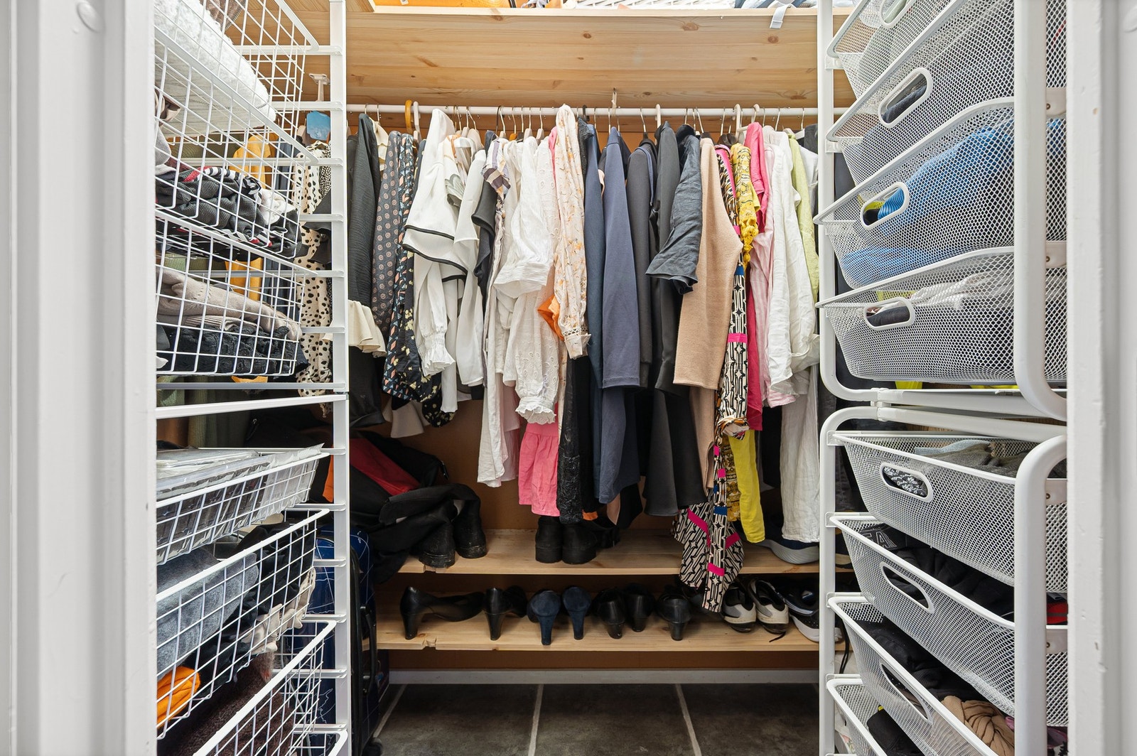 Boligen har mye lagringsplass. Galleribilde