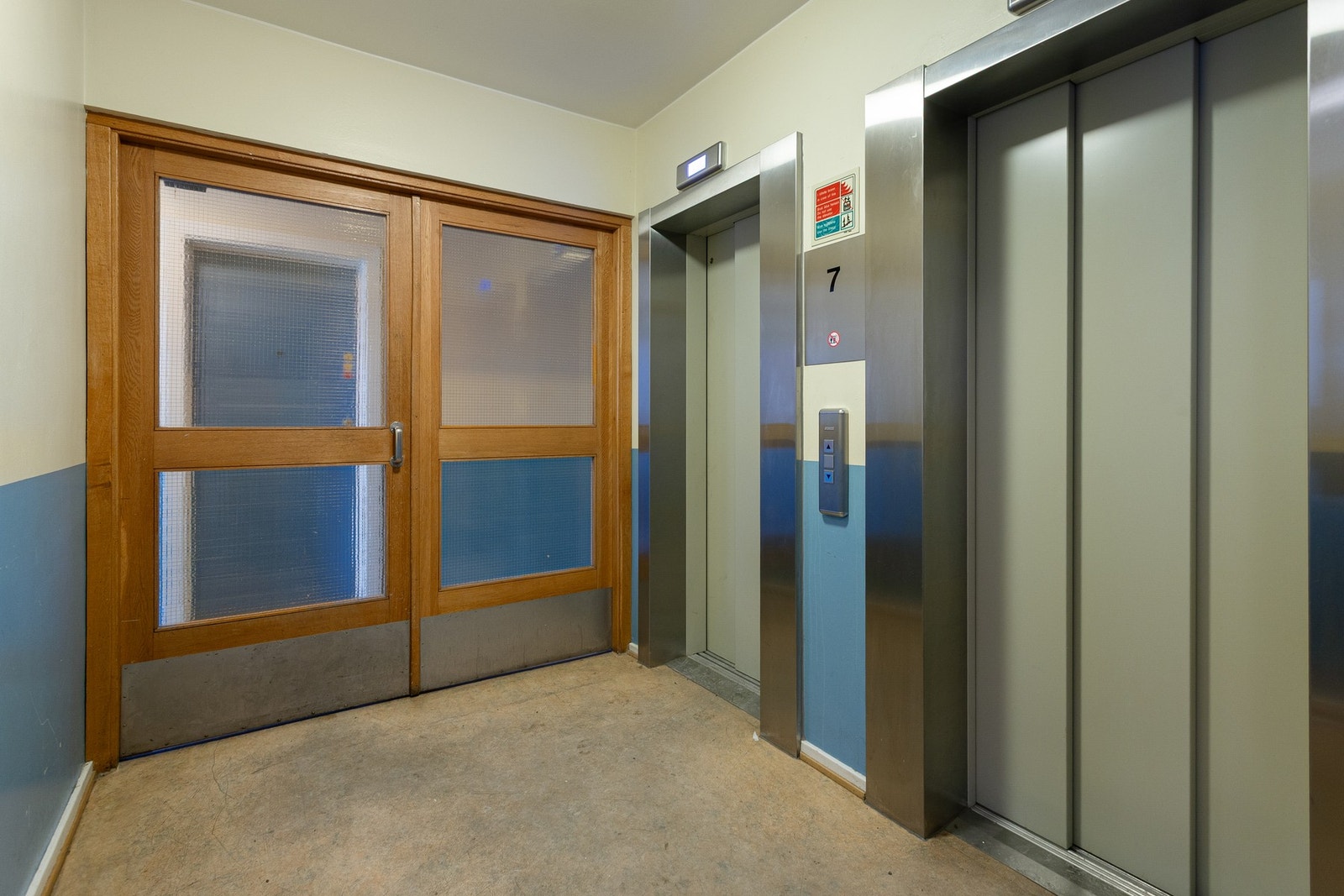 Det er heisadkomst til leiligheten. Galleribilde