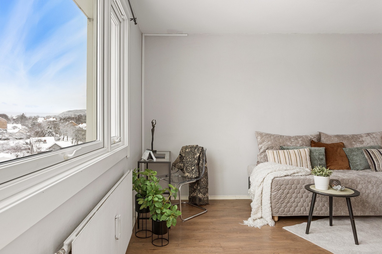 Til info er både fyring og varmtvann inkludert i felleskostnadene. Galleribilde