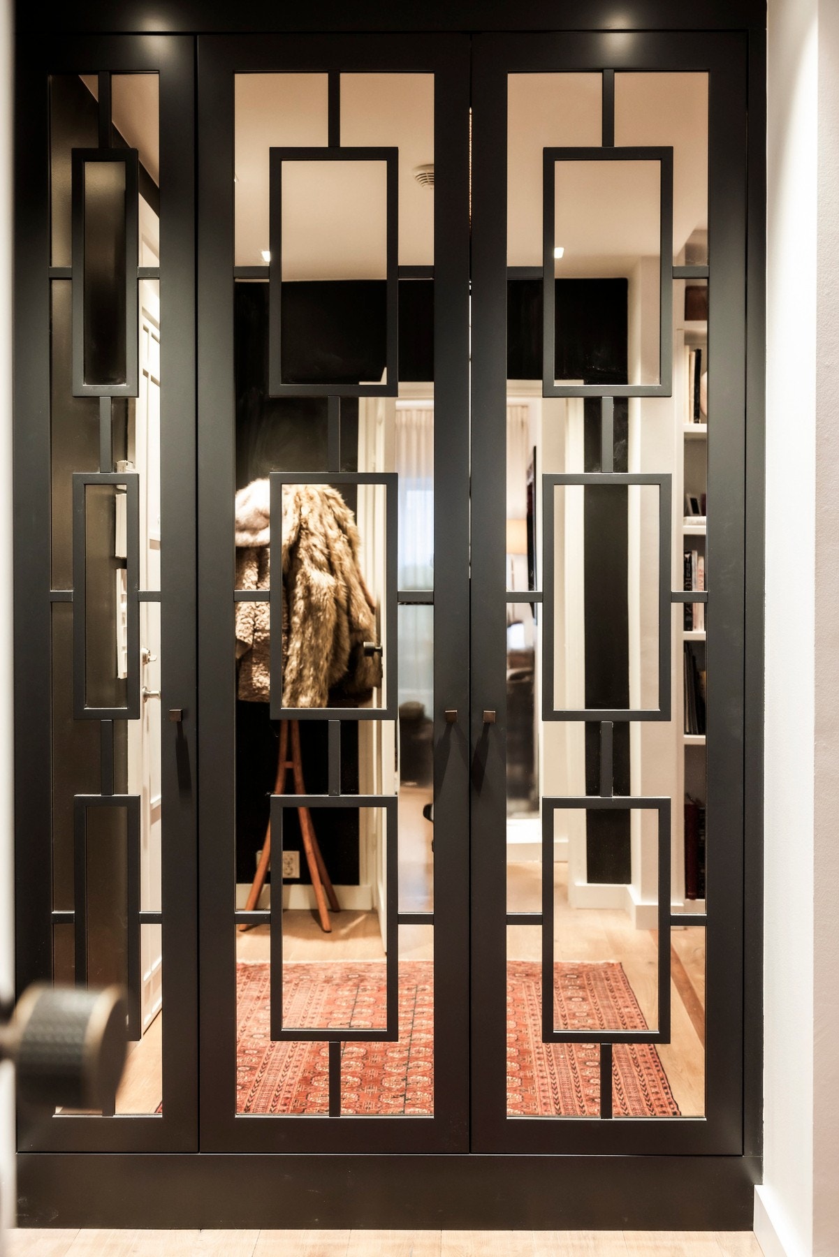 Garderobeskap i entré/gang Galleribilde