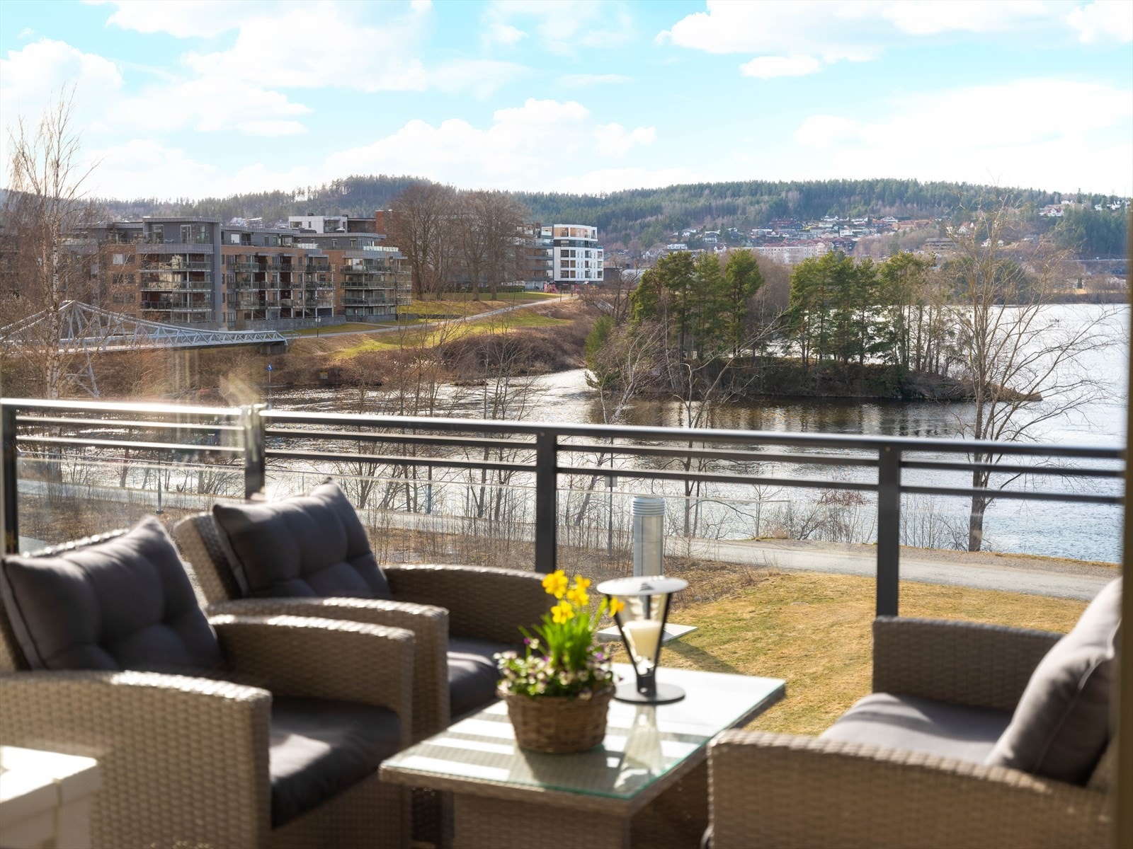 Flott utsikt til Hjellevannet! Galleribilde