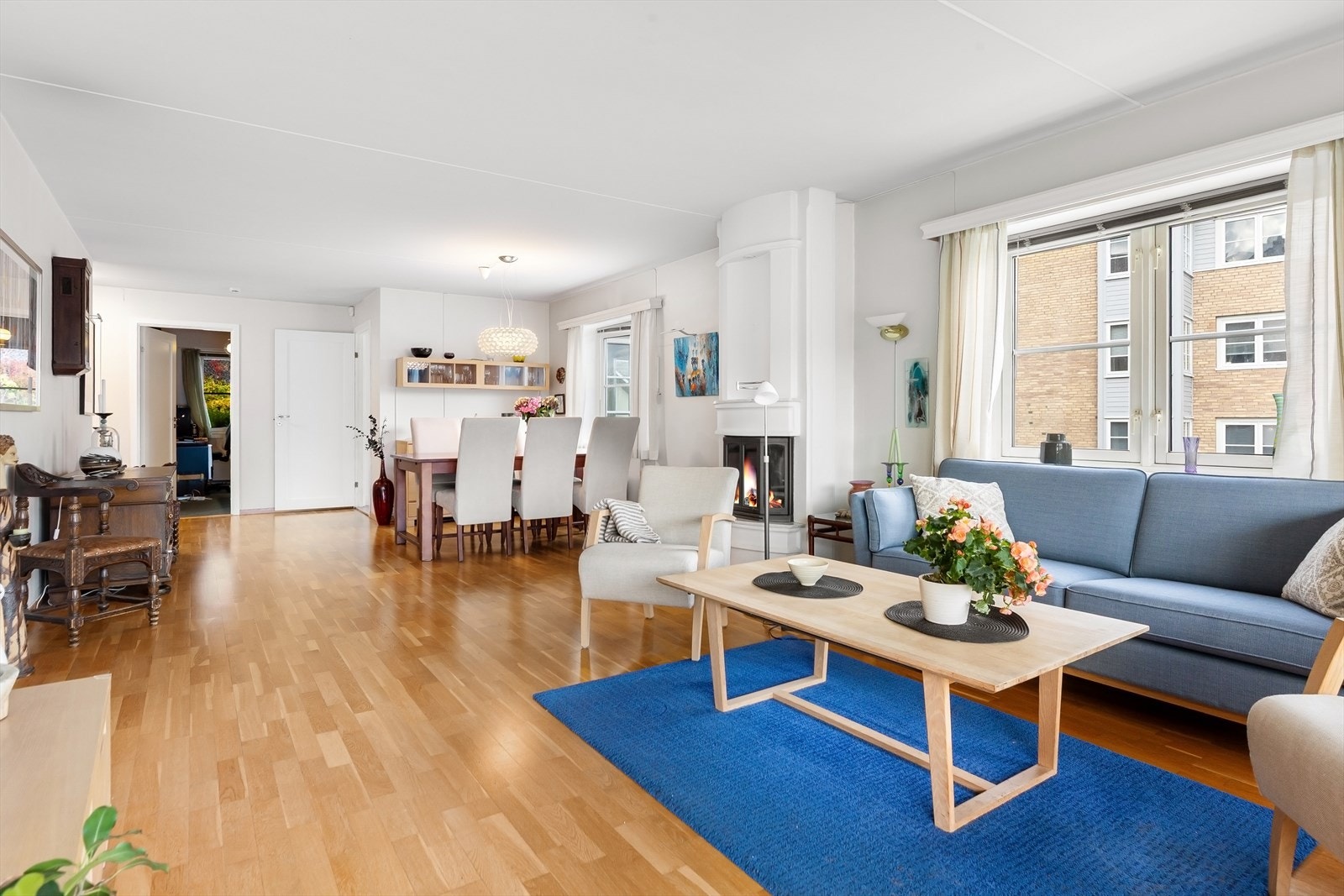 Stort, lyst og trivelig rom Galleribilde