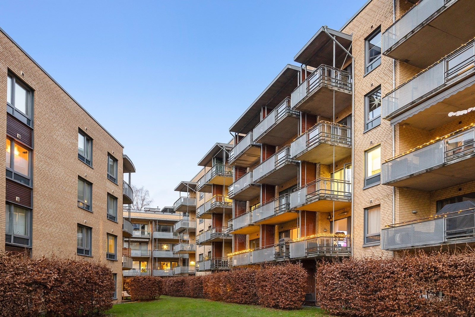 Med SATS Hoff, REMA 1000 Hoff og trikk like ved, er dette et lettvint sted å bo med rask tilgang til både Skøyen og sentrum. Galleribilde