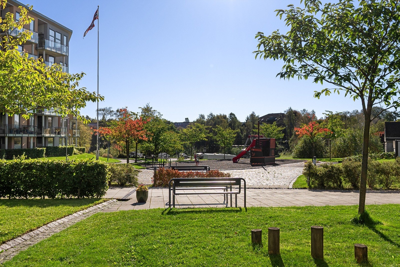 Borettslaget har fine opparbeidede fellesarealer Galleribilde