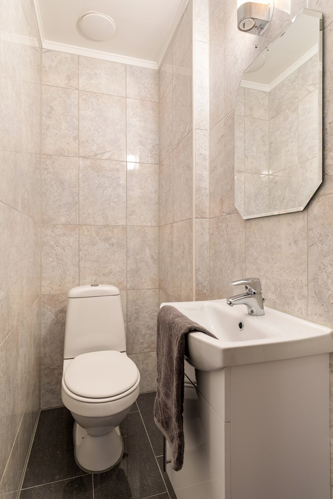 Toalettrom Galleribilde