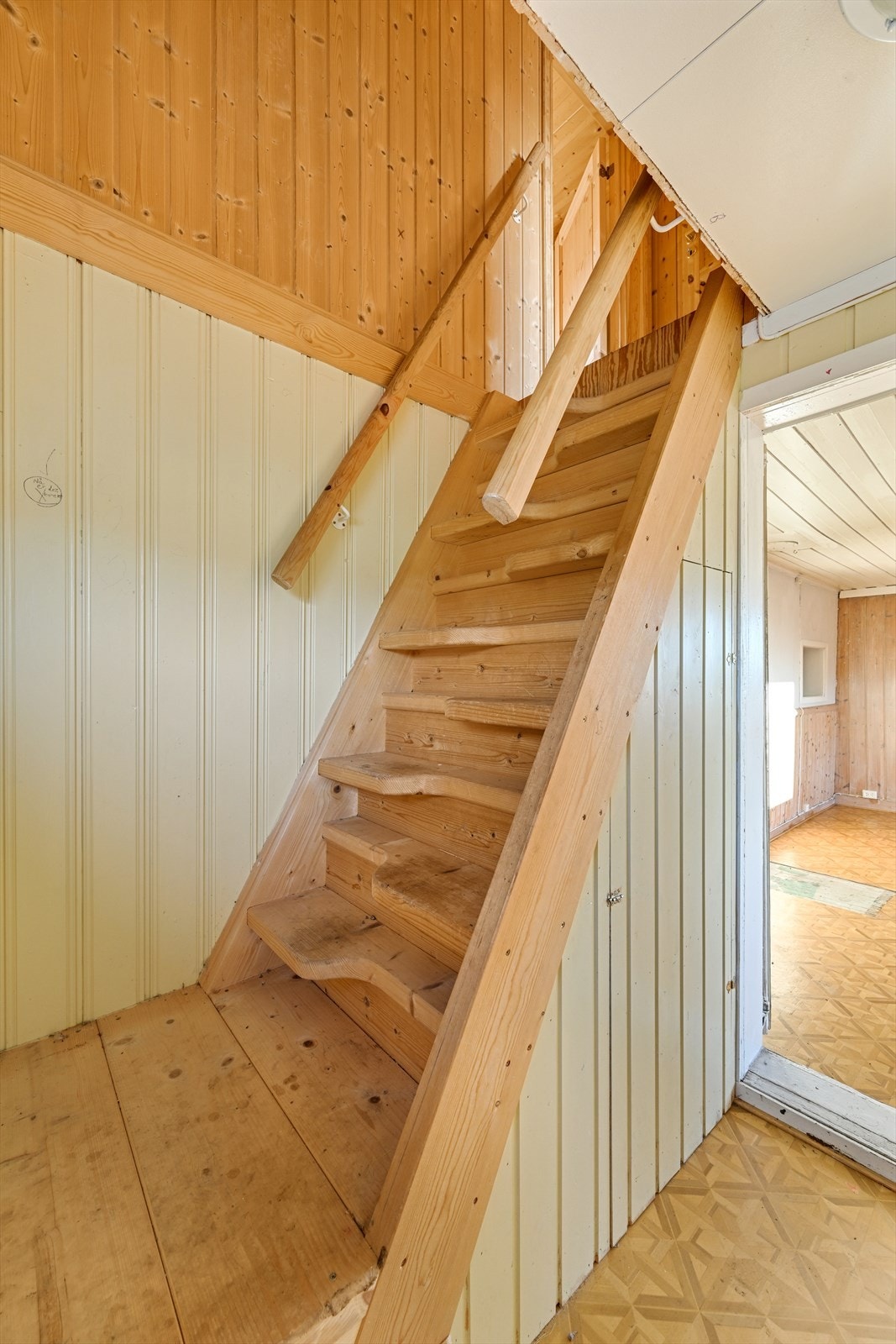 Trapp opp til 2. etasje. Galleribilde