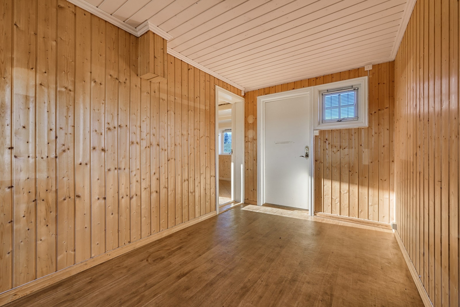 Vindfang/hall. Galleribilde