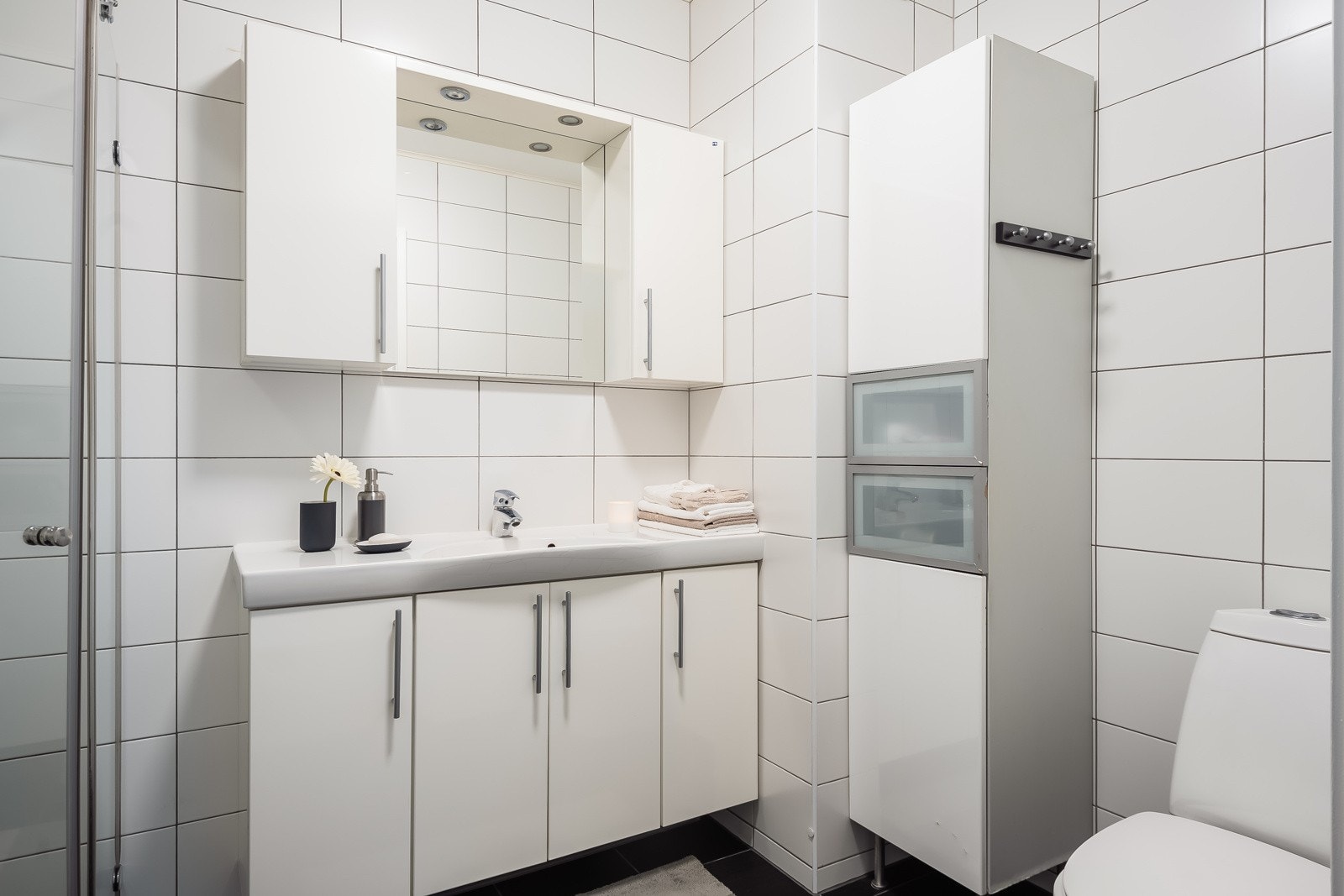 Flislagt bad med varme i gulv. Galleribilde